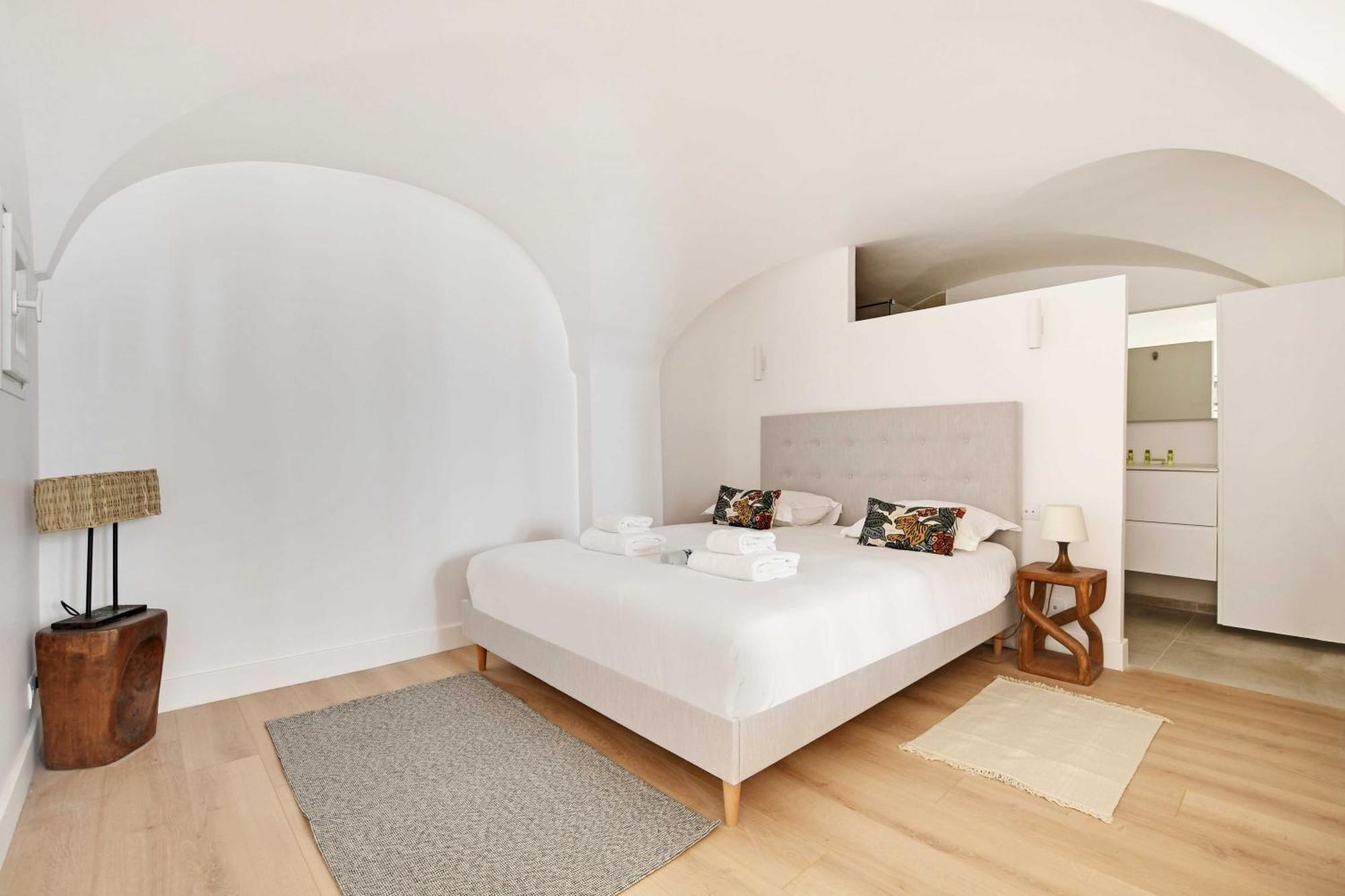 Stylish Flat In The Heart Of The City Apartment