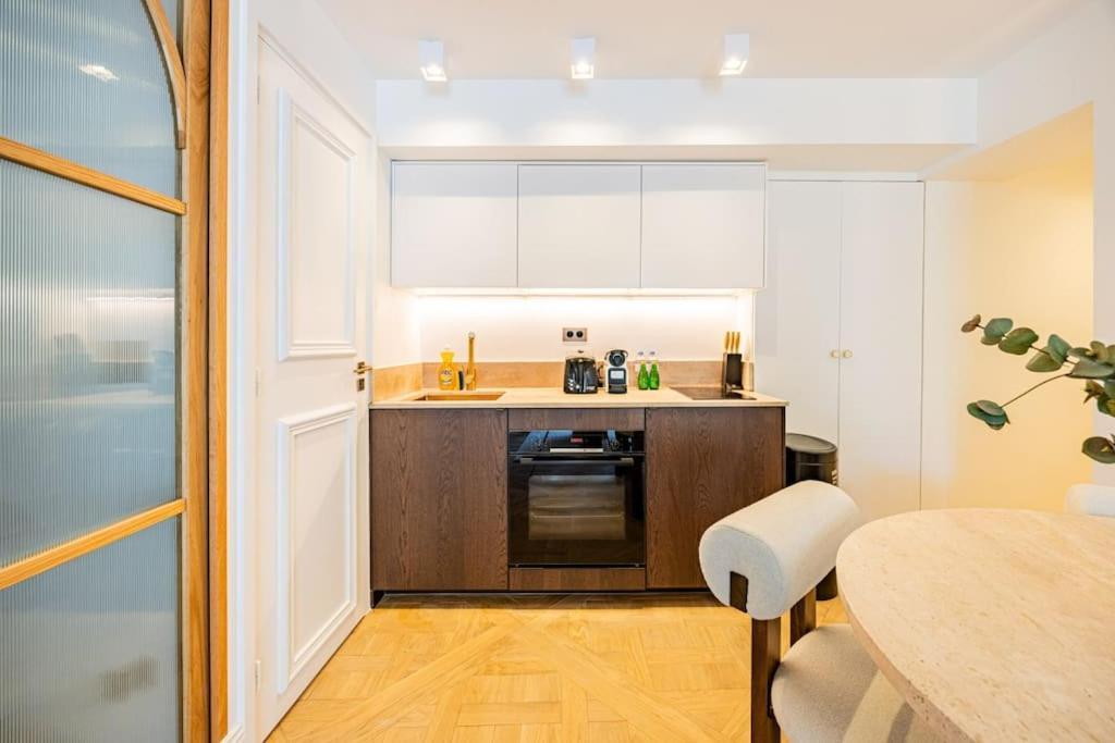 2bedrooms Sacree Coeur Place Du Tertre Montmartre Appartement Paris