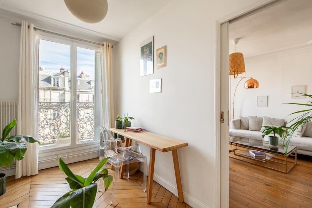 Le Voltaire Apartment Paris