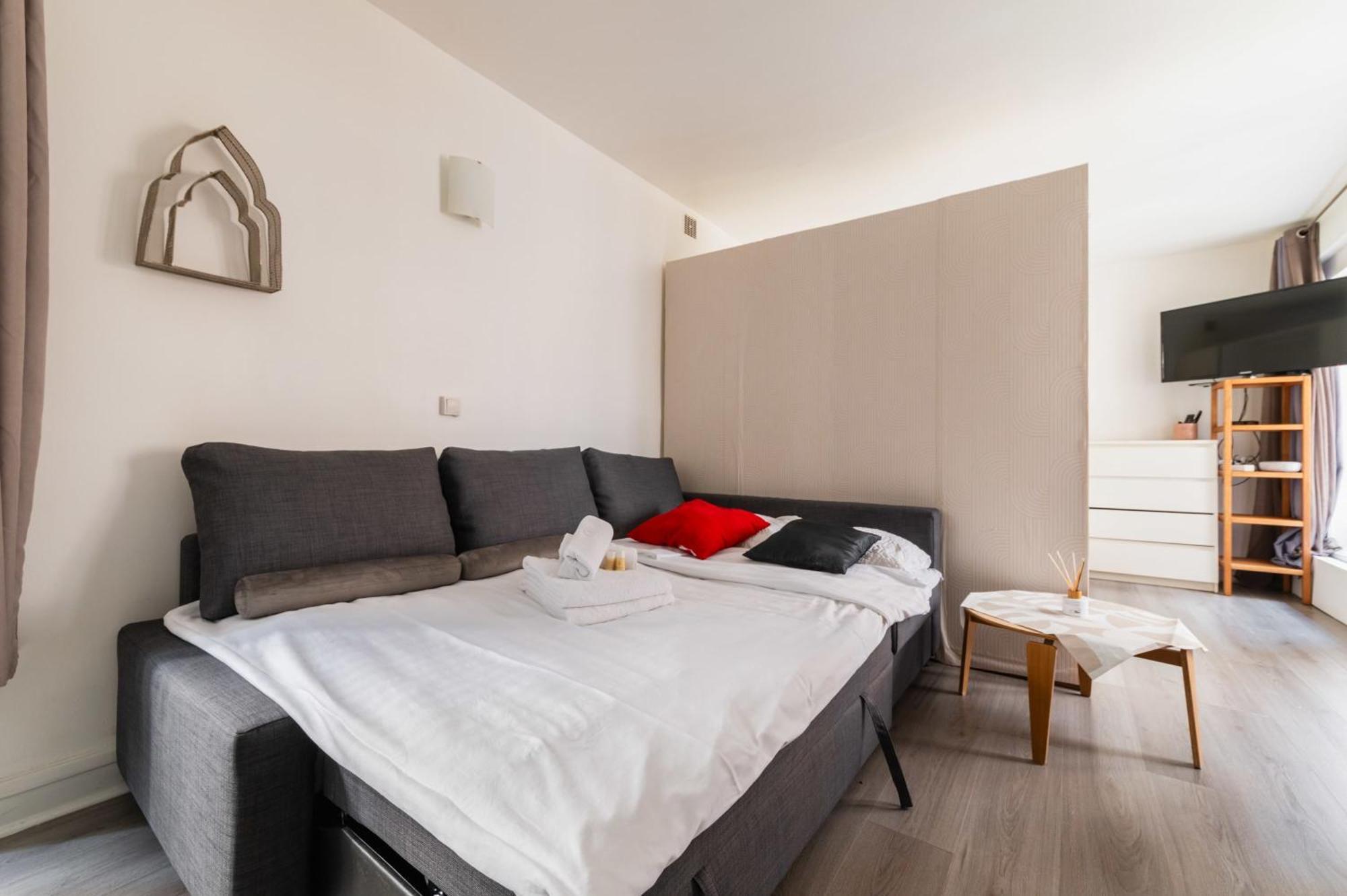 Grand Studio Fonctionnel Republique - 10 Apartment Paris