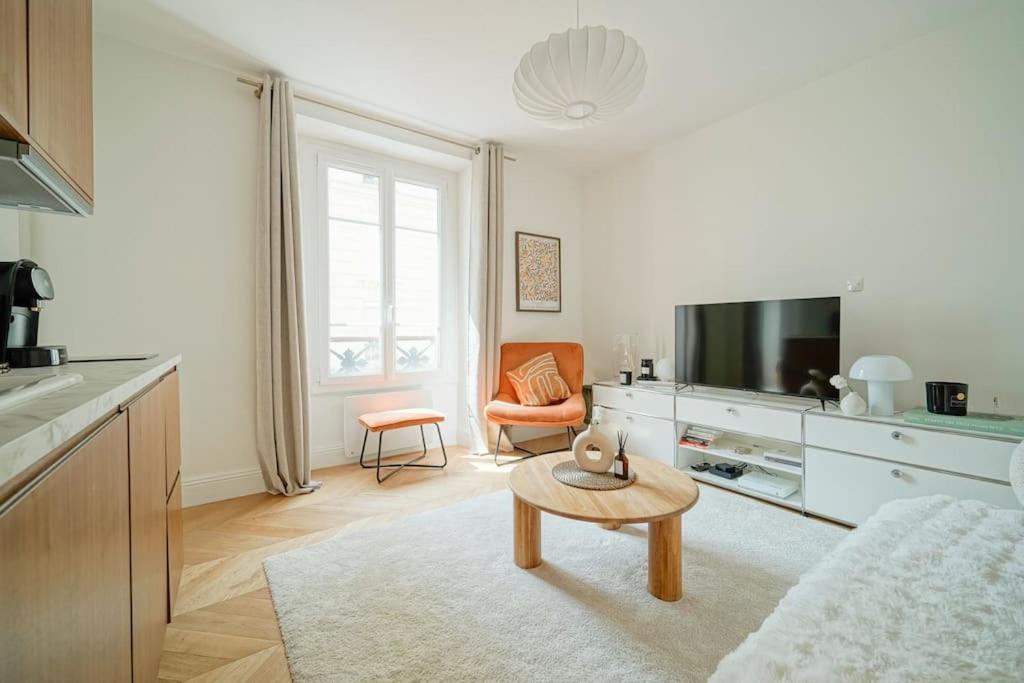T2 Luxueux Invalides 2 Voyageurs