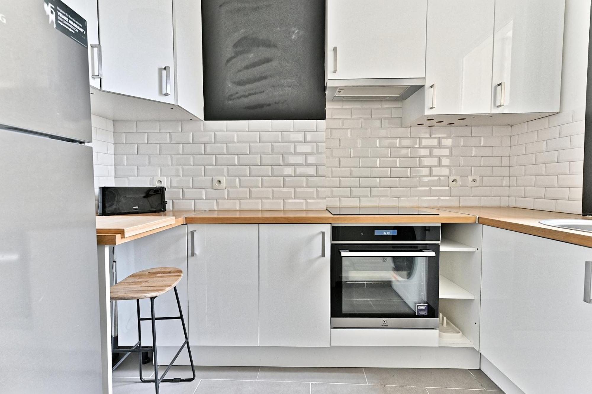 Sejour Dans Le Quartier Batignole 17eme Apartment