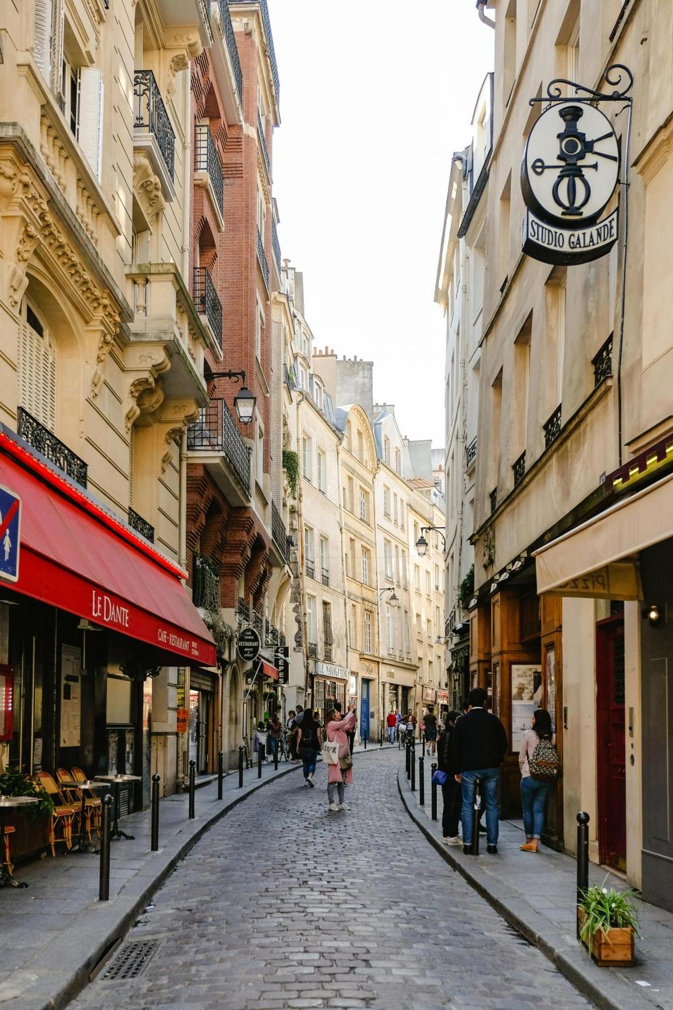 Le Luxe A La Francaise Au Coeur De *