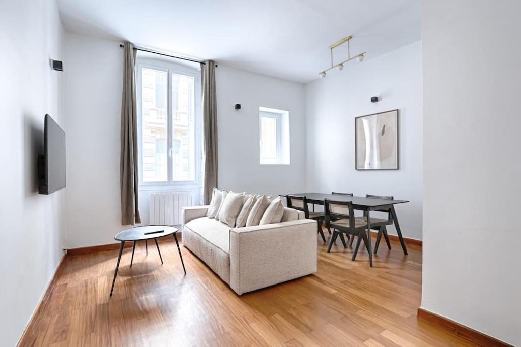Concorde Saint Honore Charming 1br 4p Apartment Paris