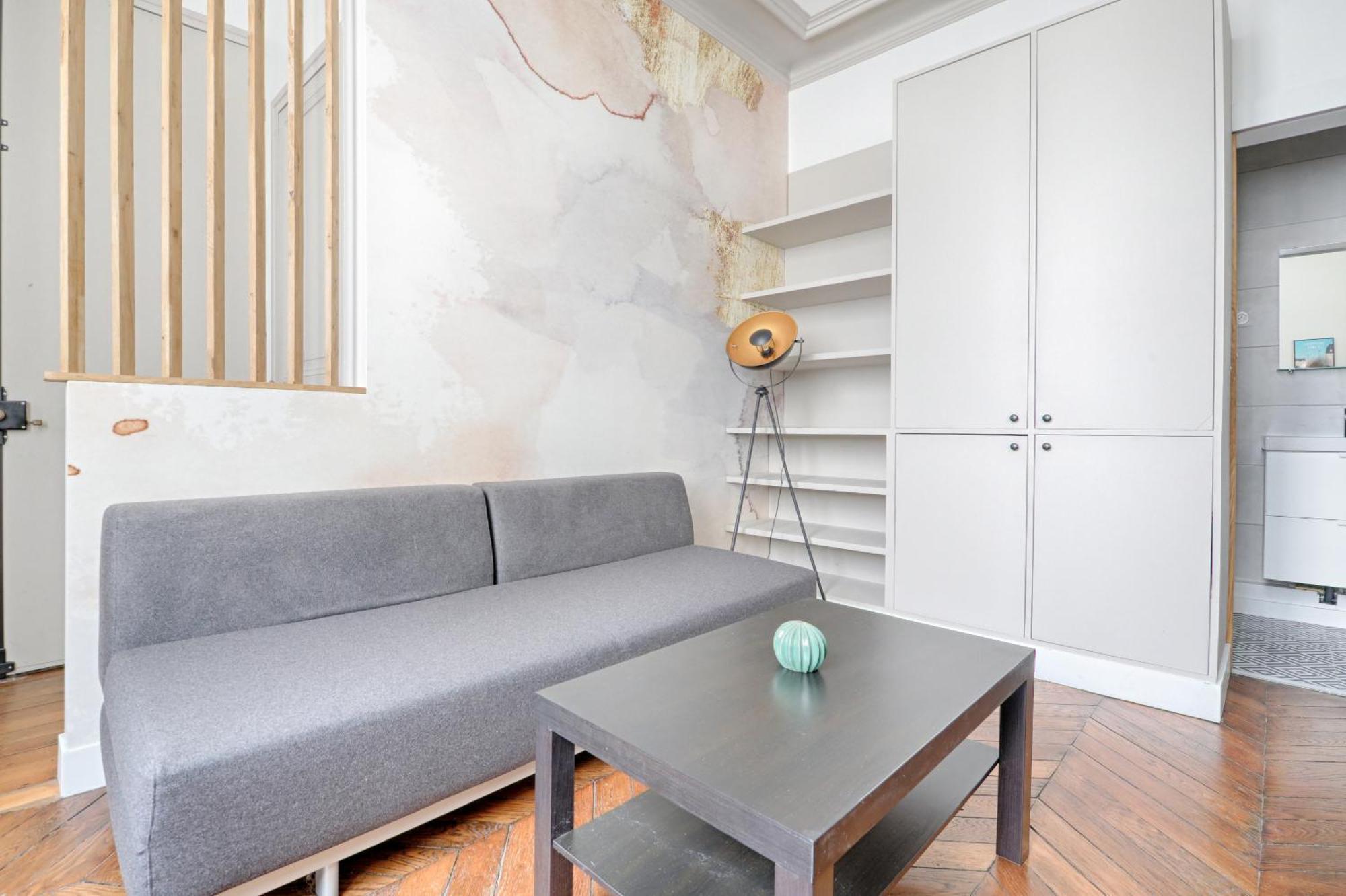 Liege - Saint-Lazare, Best Location Very Central Apartment