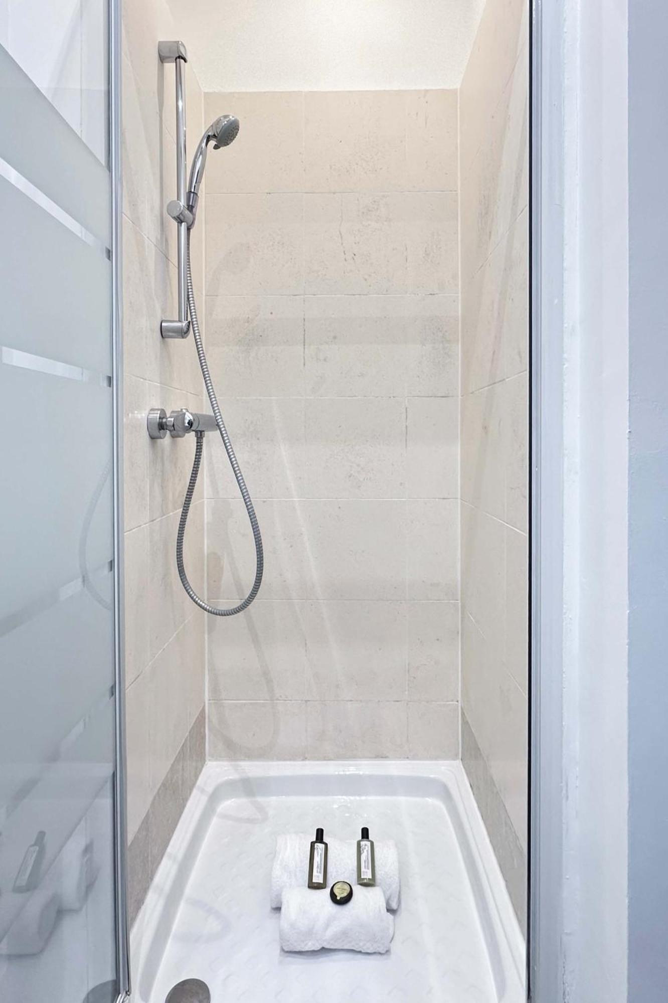 Renovated Champs-elysees Retreat Appartement *