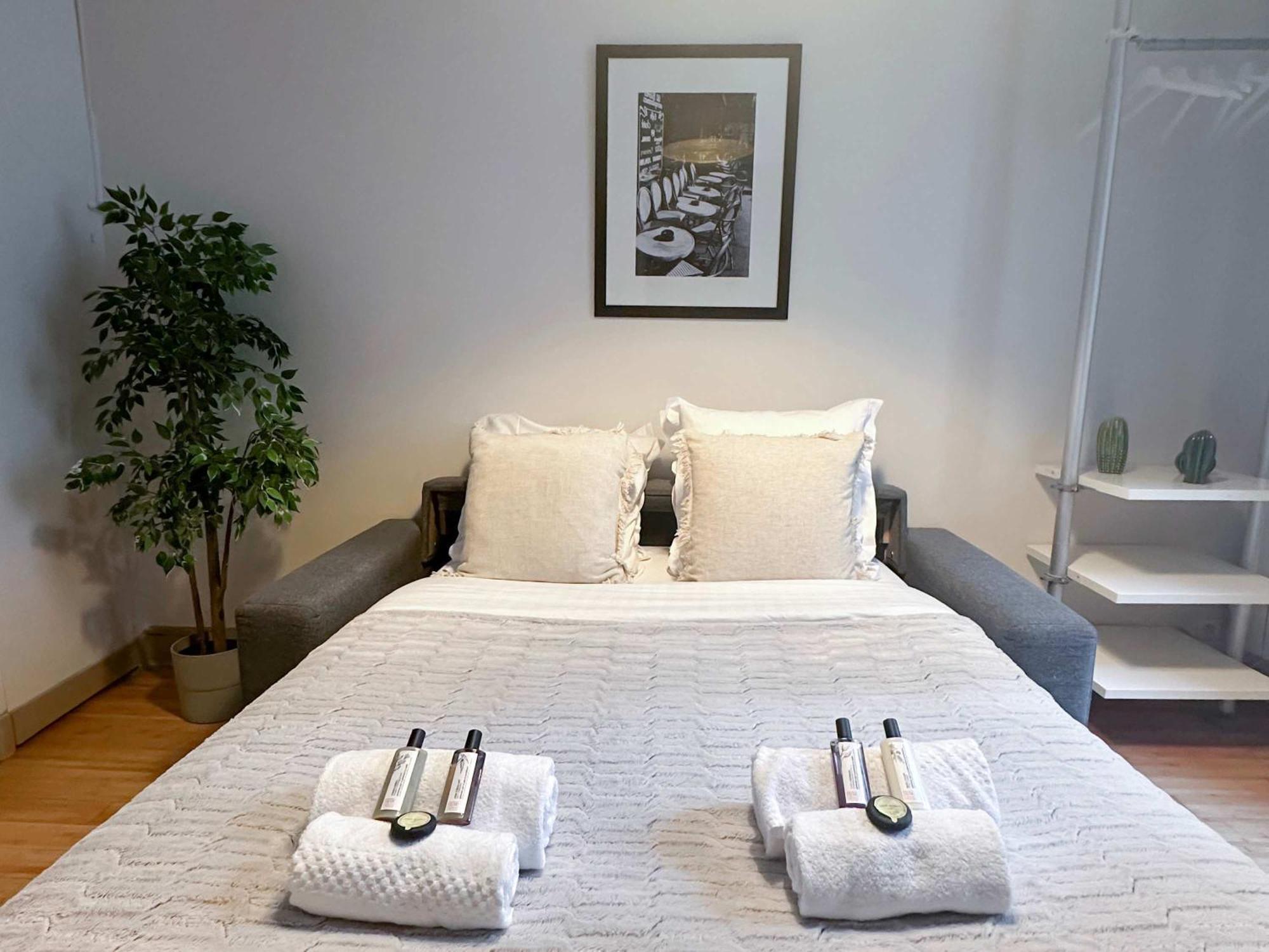 Appartement Renovated Champs-elysees Retreat Paris