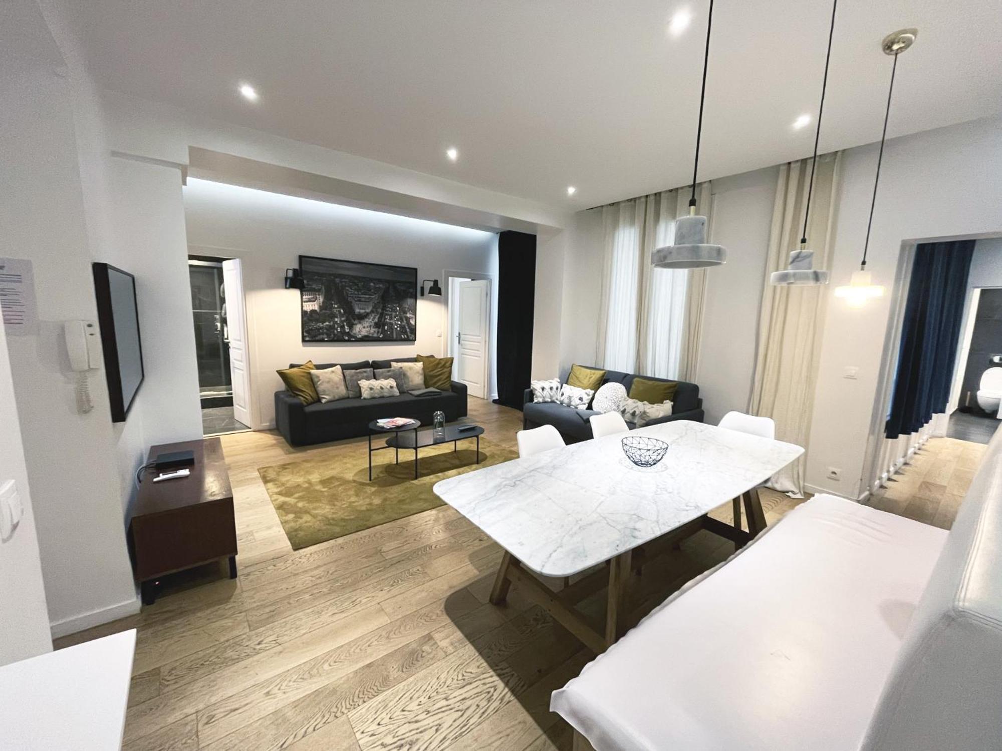 Urban Flat 69 - Beautiful Parisian In Center Of Apartment Paris