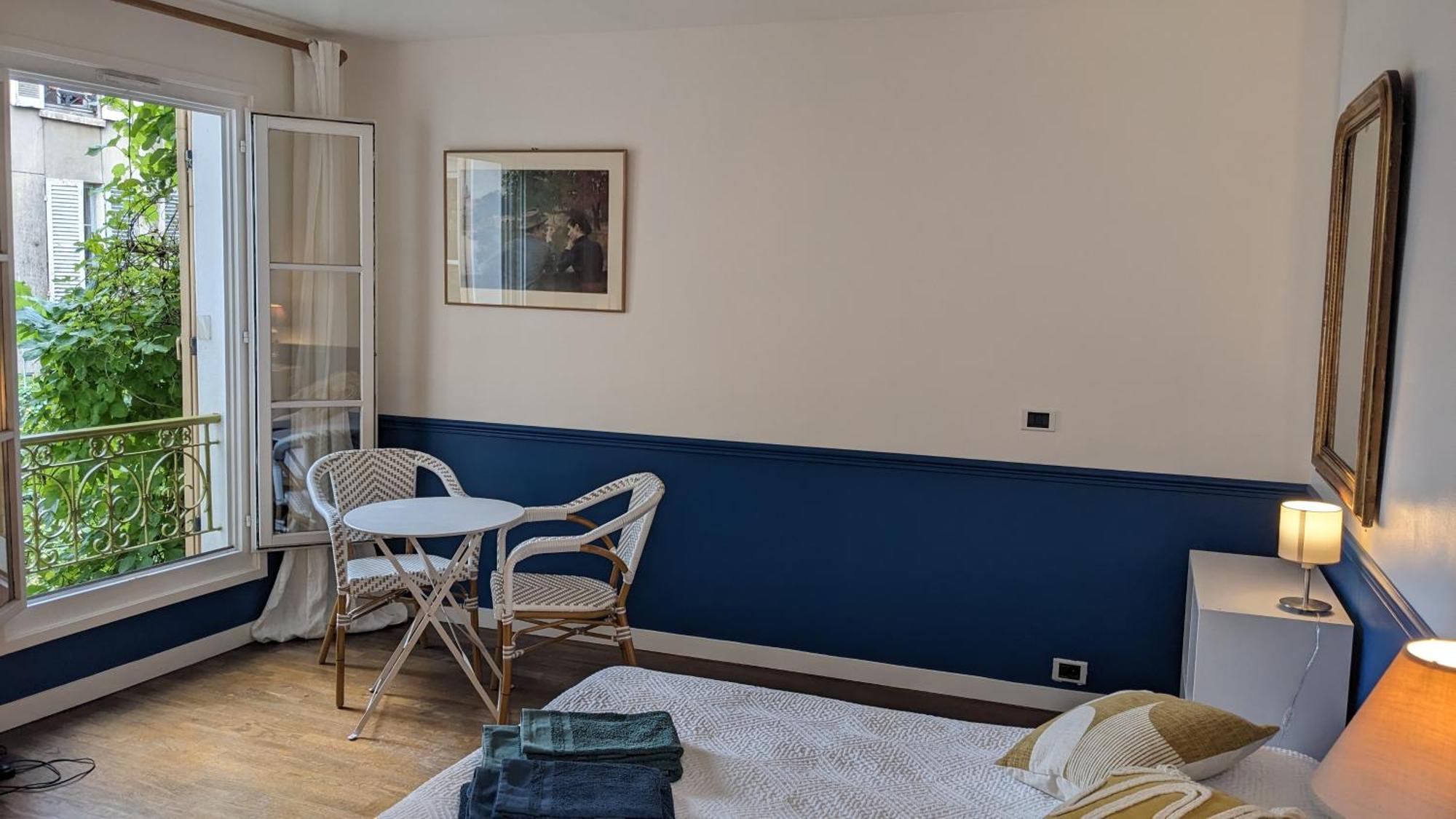 D'hotes Calmes Sur Jardin Batignolles Paris