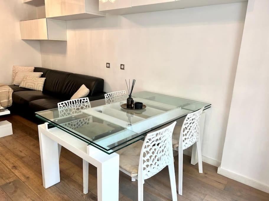 Champs-elysees - Arc De Triomphe - 2 Pieces - 4p Appartement *