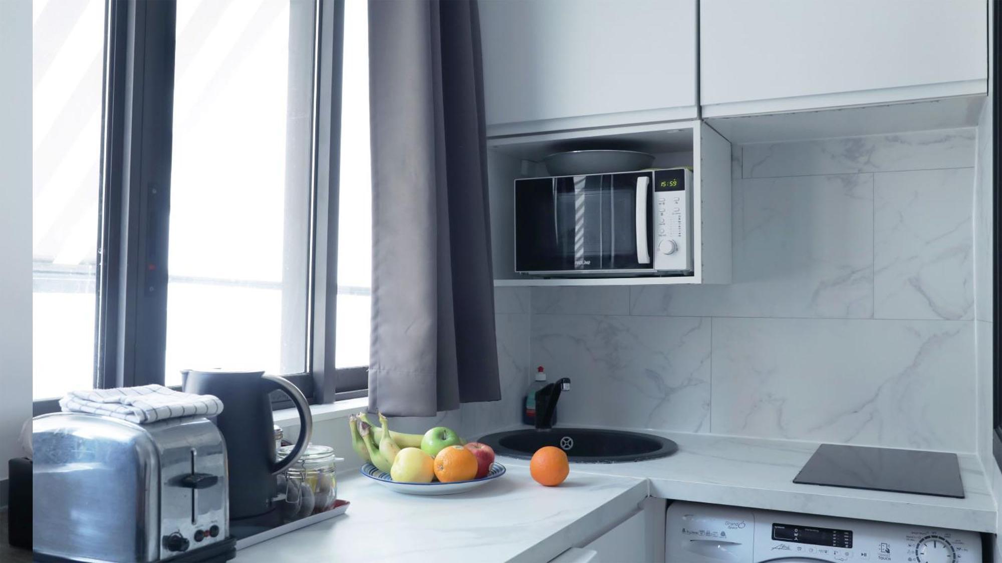 Arc De Triomphe & Trocadero Square - Cityapartmentstay Apartment Paris