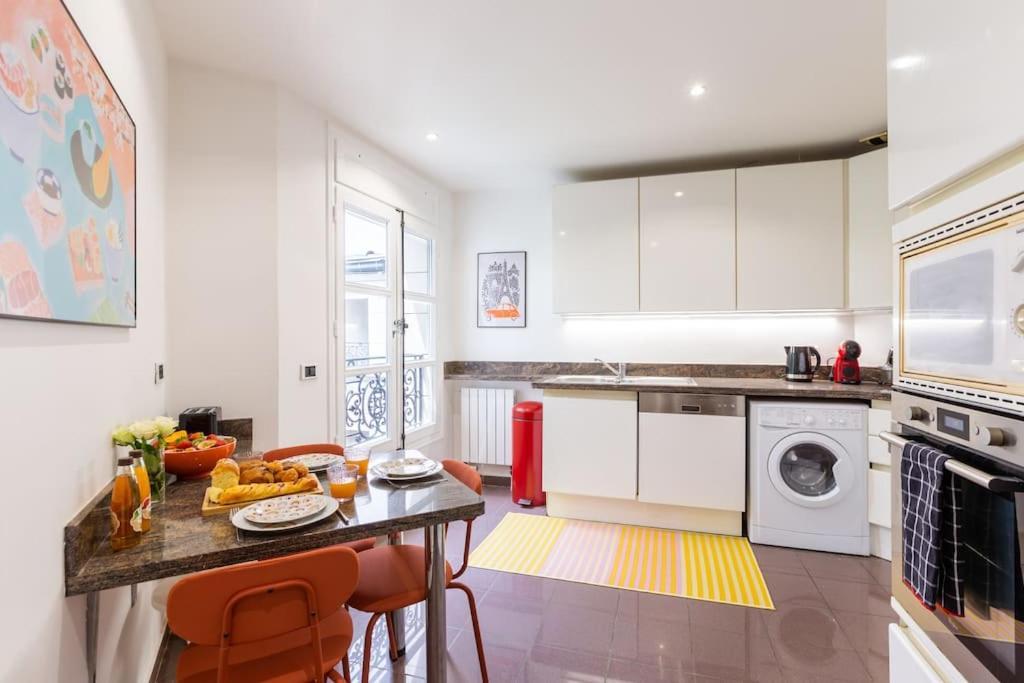 Apartment 8 Elegant Familial Paris