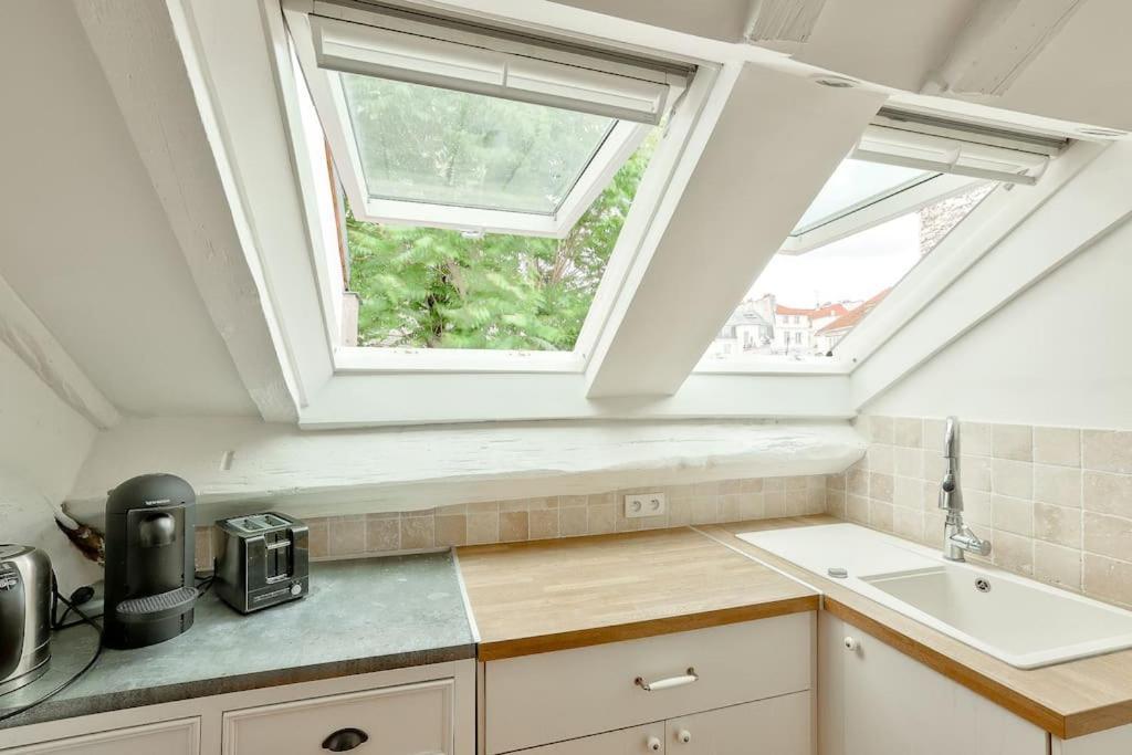 Stunning Duplex Near Place De La Nation Apartment