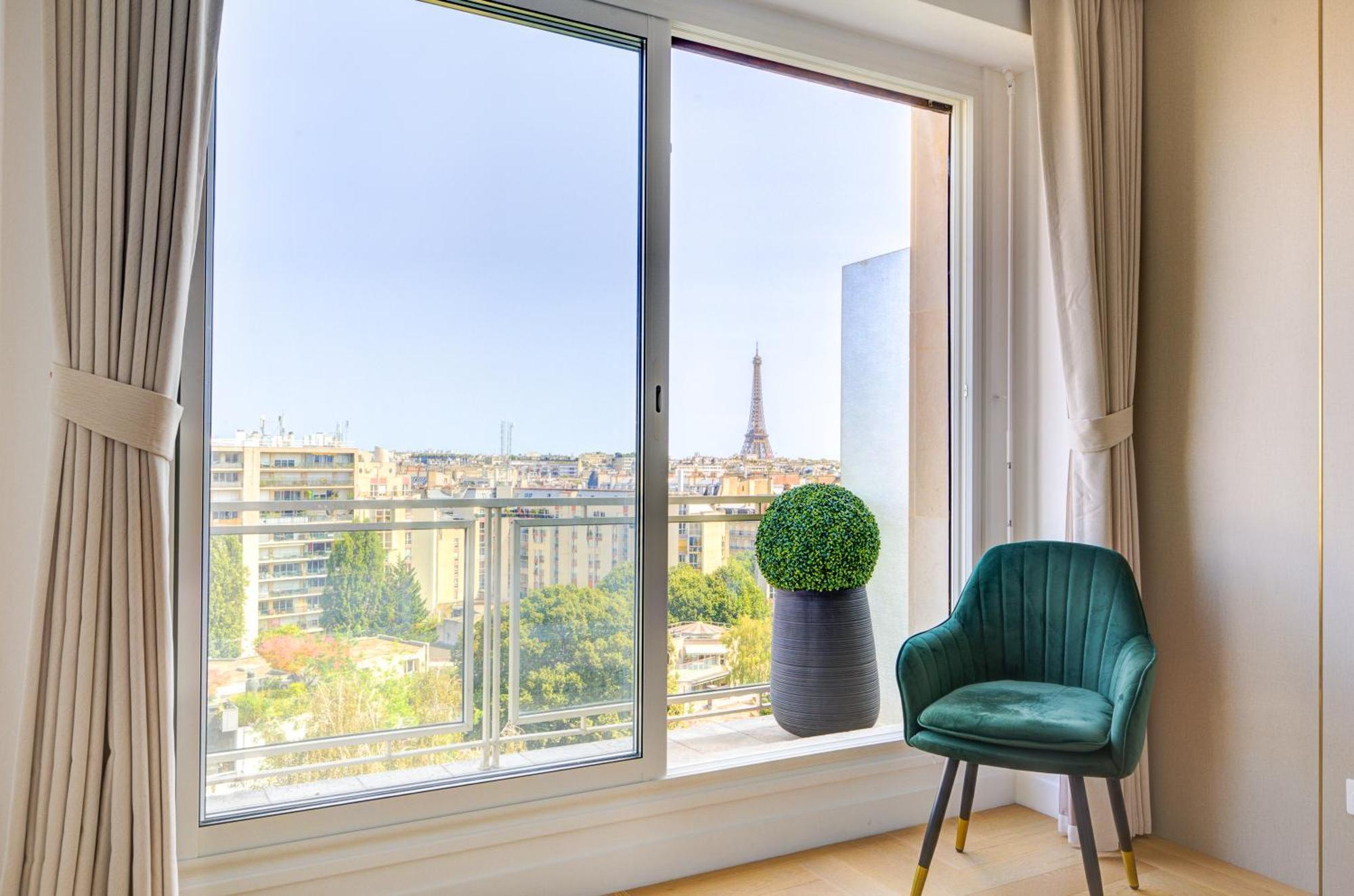 101 Penthouse Royal A Avec Vue Imprenable Sur La Tour Eiffel *
