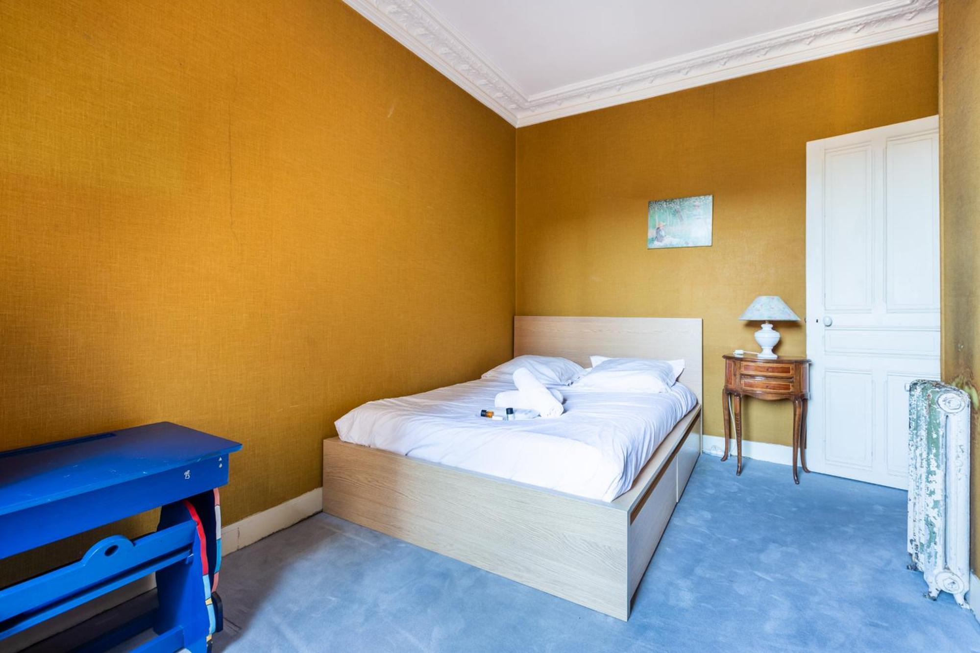 Apartment Le Laos - Tour Eiffel - Metro 6 Cambronne Paris