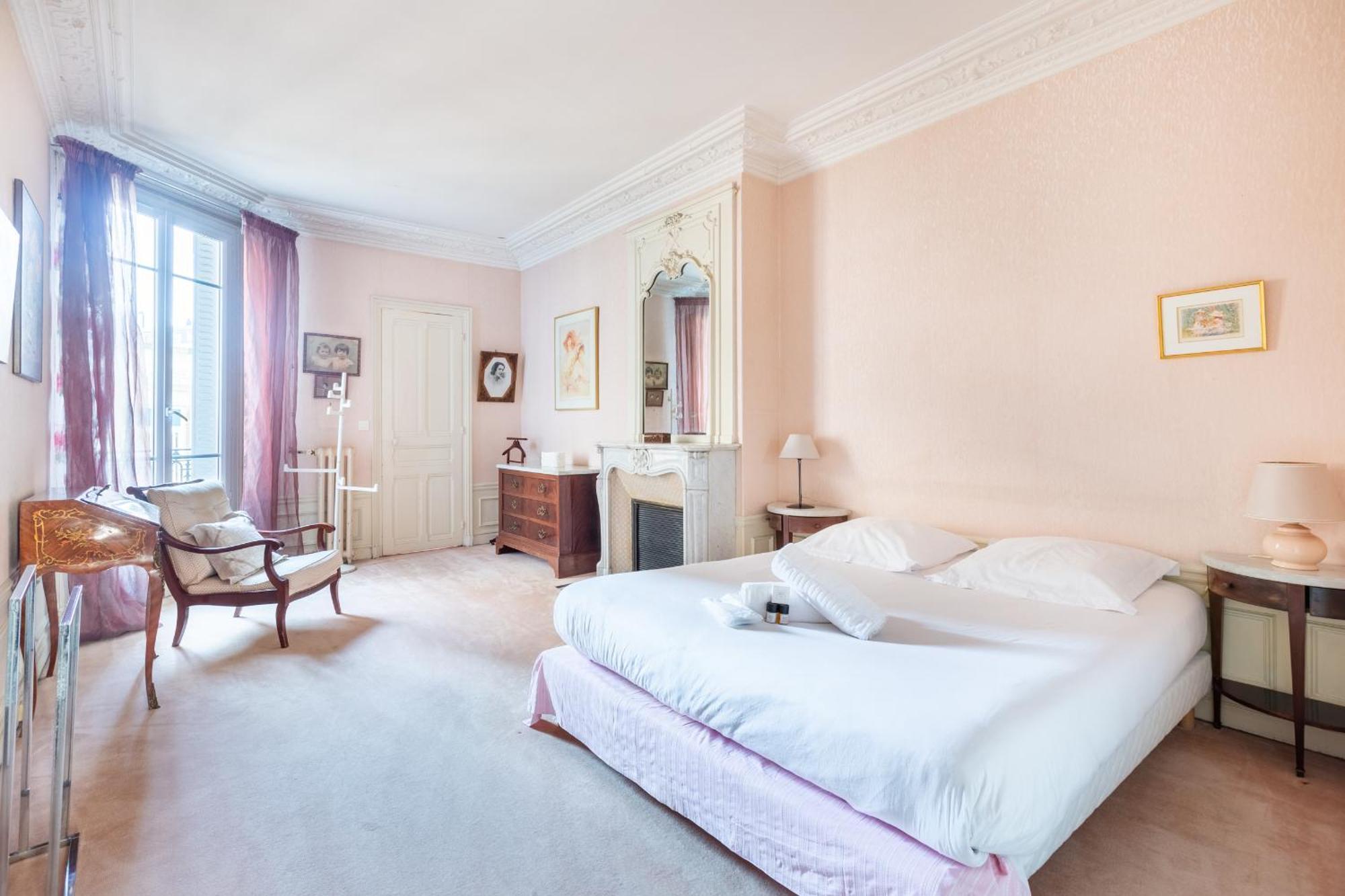 Le Laos - Tour Eiffel - Metro 6 Cambronne Apartment Paris