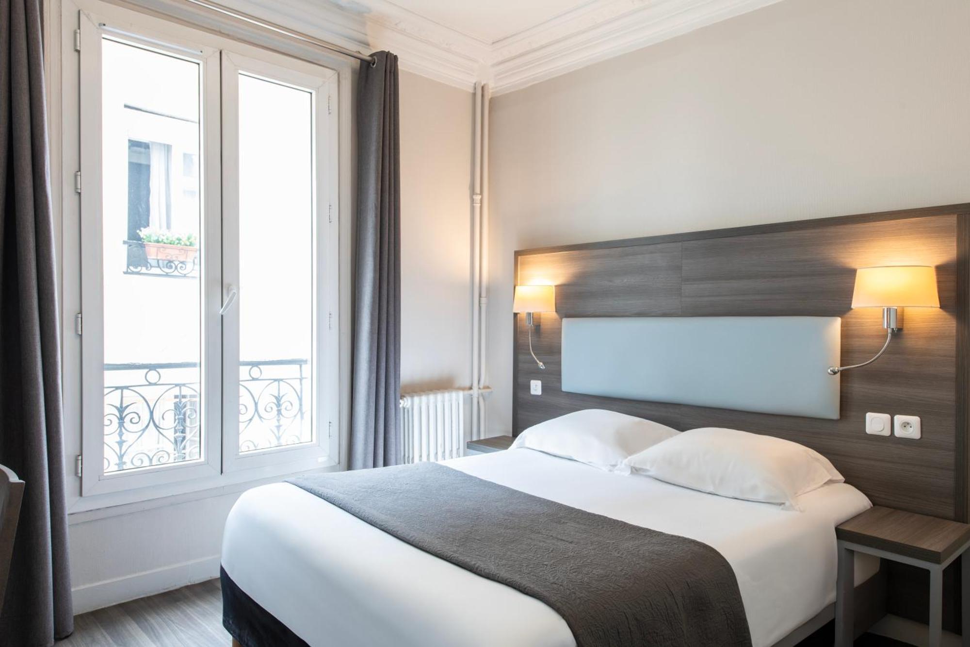 Est Hotel 3*