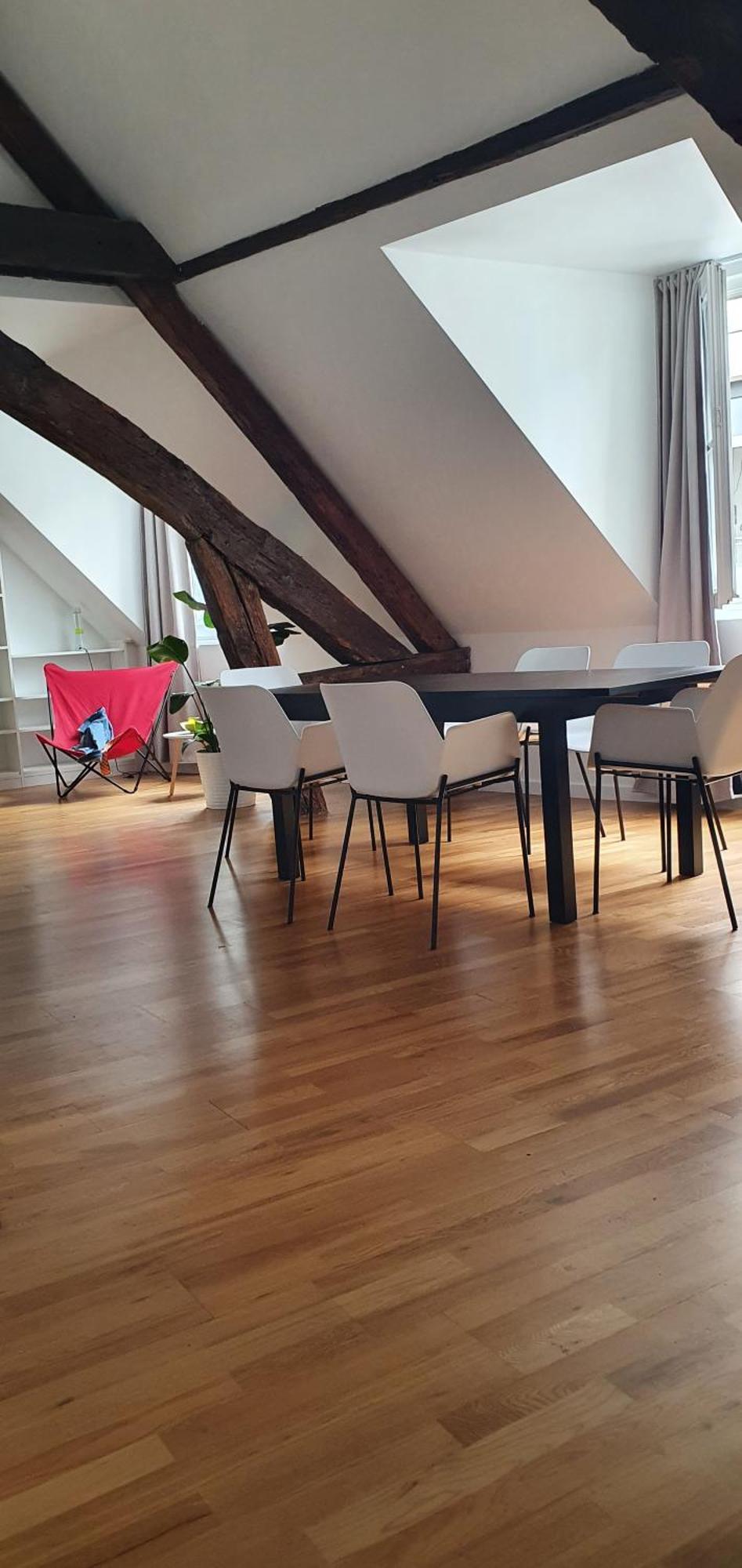 Climatise Pour 6 Personnes Secteur Opera Garnier, Galeries Lafayette Apartment Paris