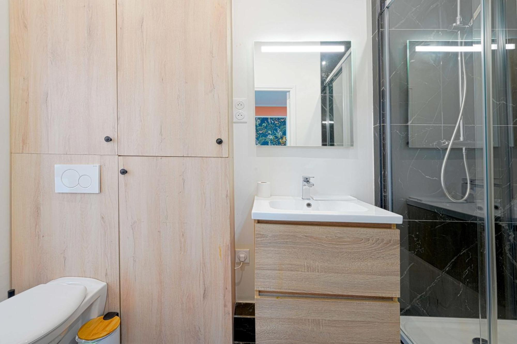 Modern Secure Studio- Perfect For 2- Catacombs Apartment Paris