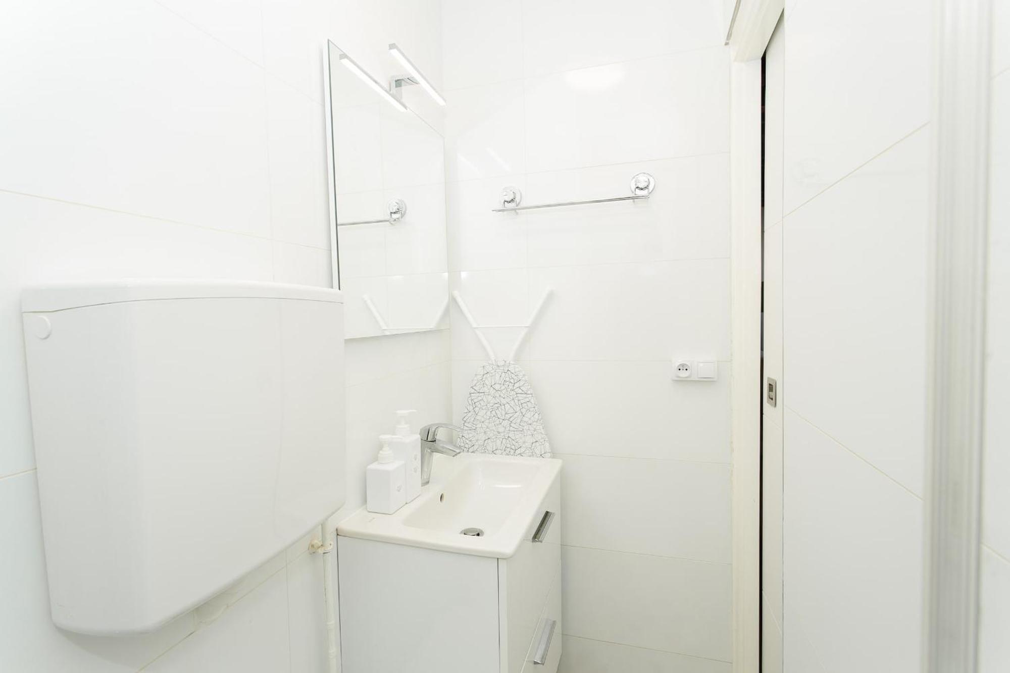 Ile Saint-louis & Pont De La Tournelle - Cityapartmentstay Apartment *