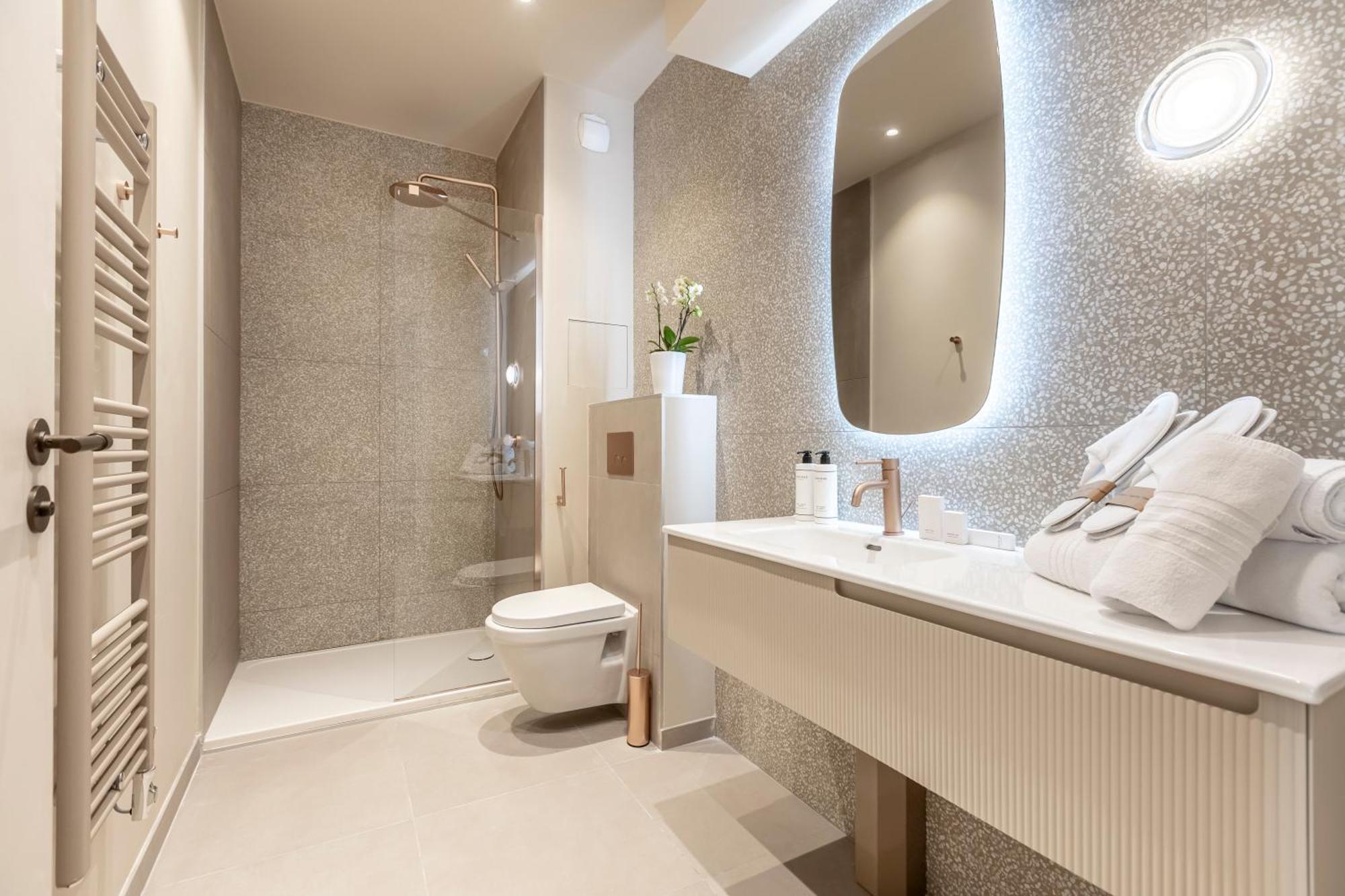 Fl By Sweett Hotel 4*