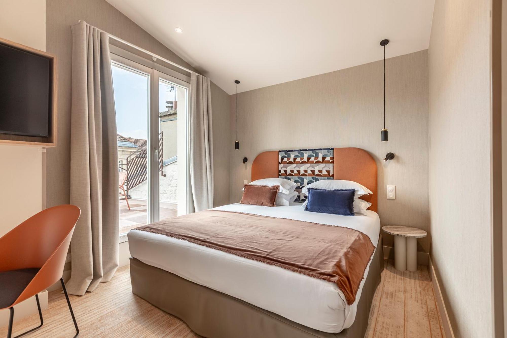 Fl By Sweett Hotel 4*