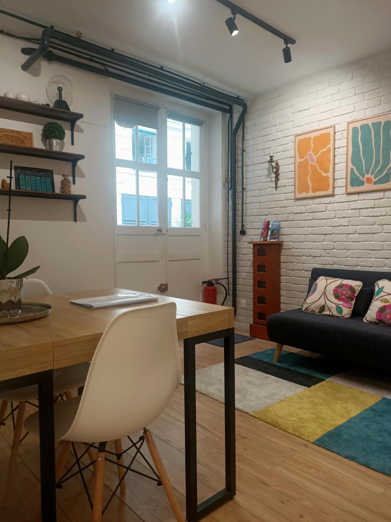 And Cosy 1 Bedroom Appartement