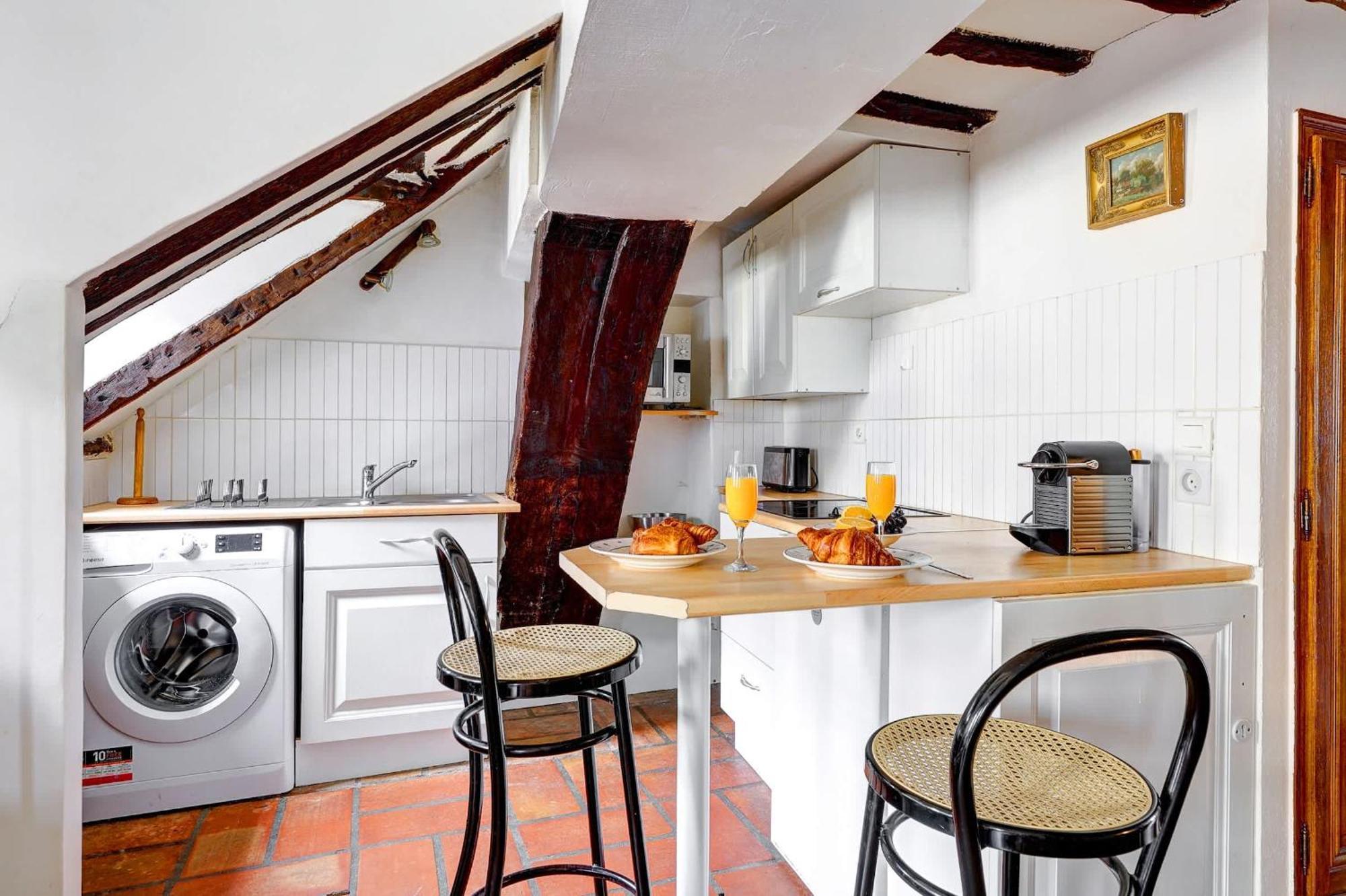 Ile Saint-louis - 2br - Cityapartmentstay Appartement Paris