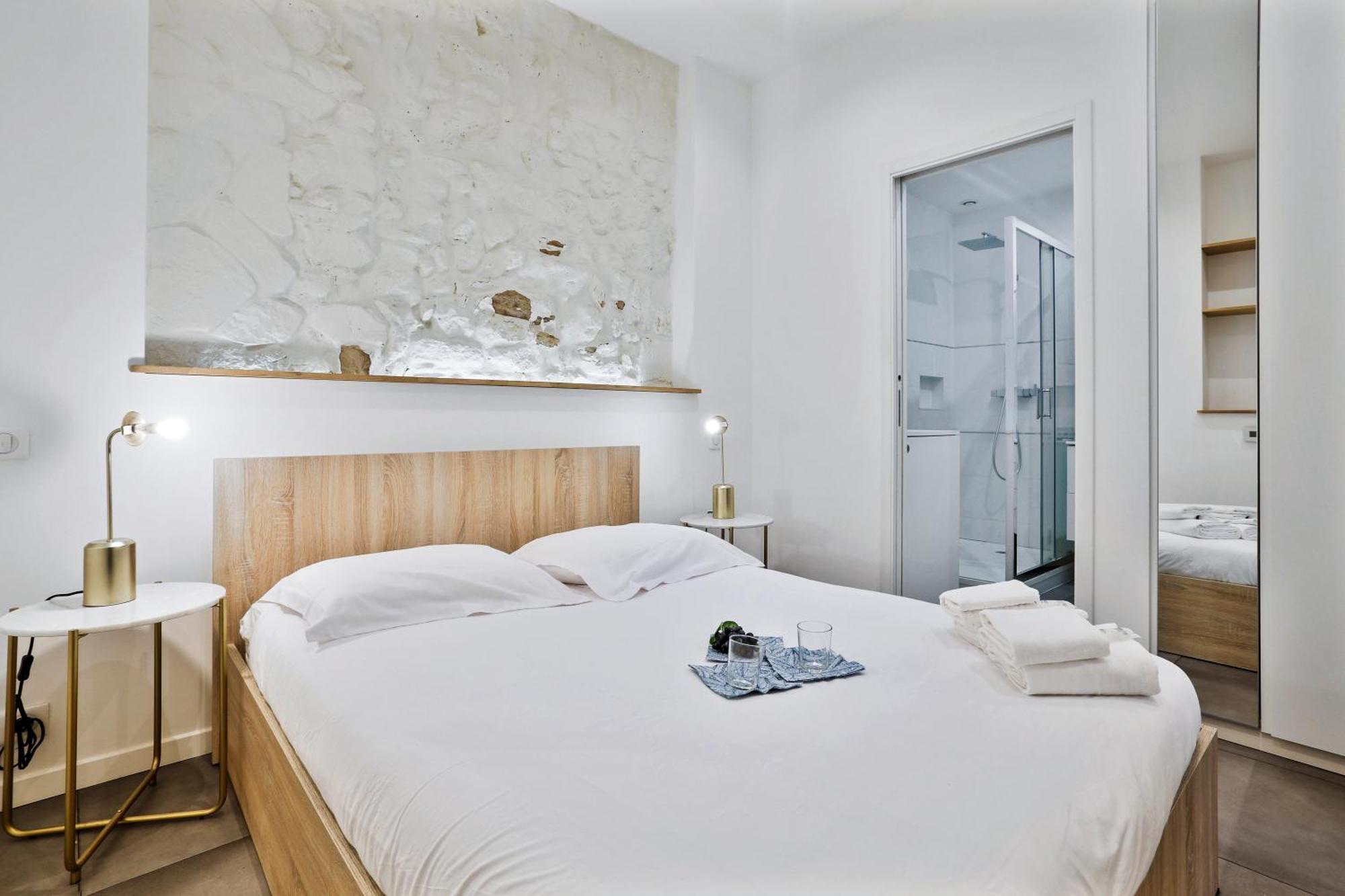 Lavie Maison I Marais Family Apartment Paris