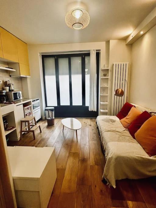 Charming Flat * Paris