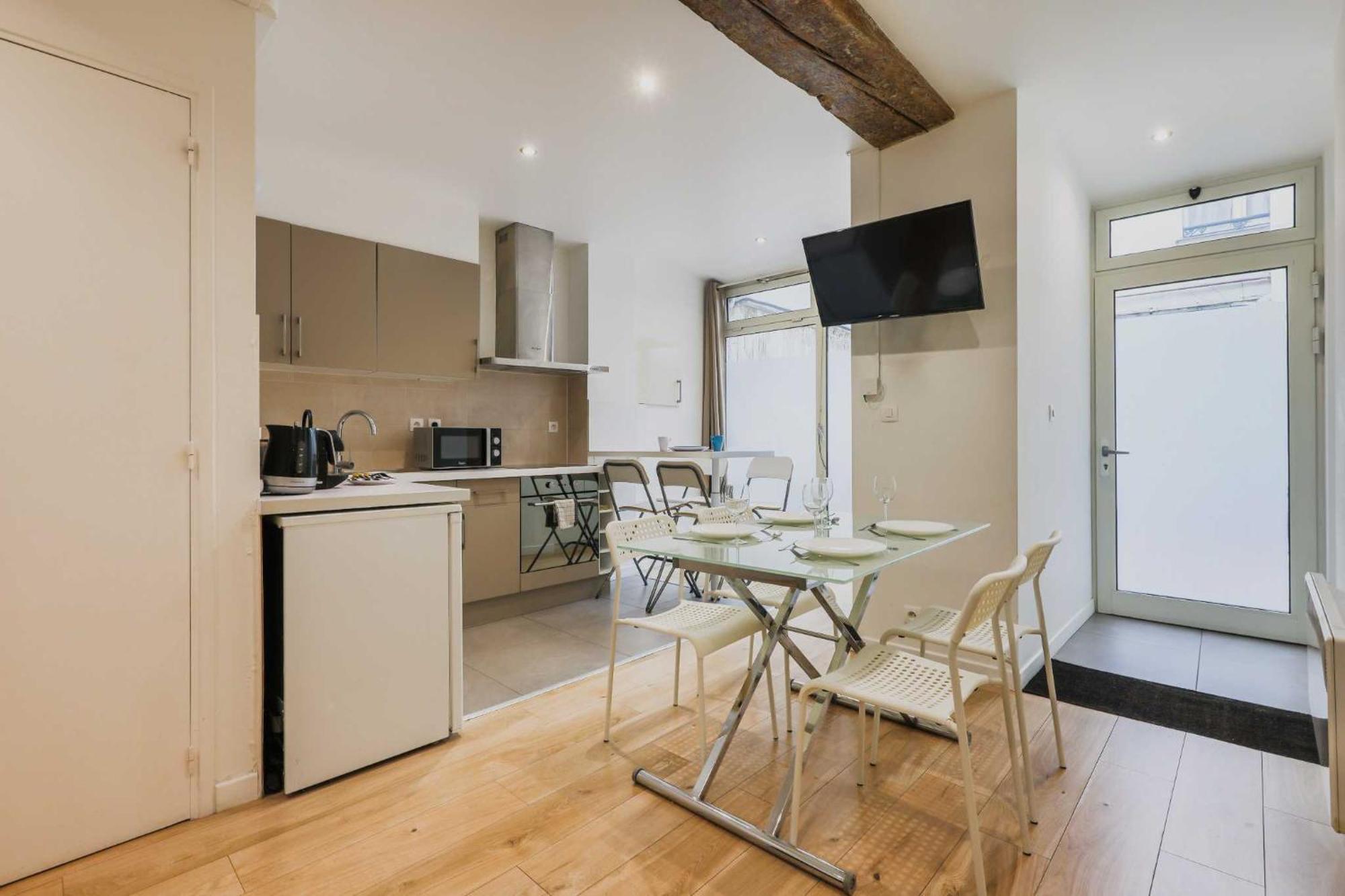 Charming Marais Apartment