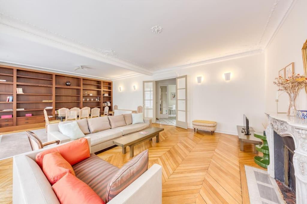 Familial Proche Tour Eiffel Apartment Paris