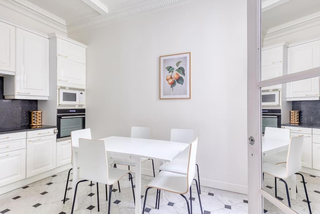 Familial Proche Tour Eiffel Apartment