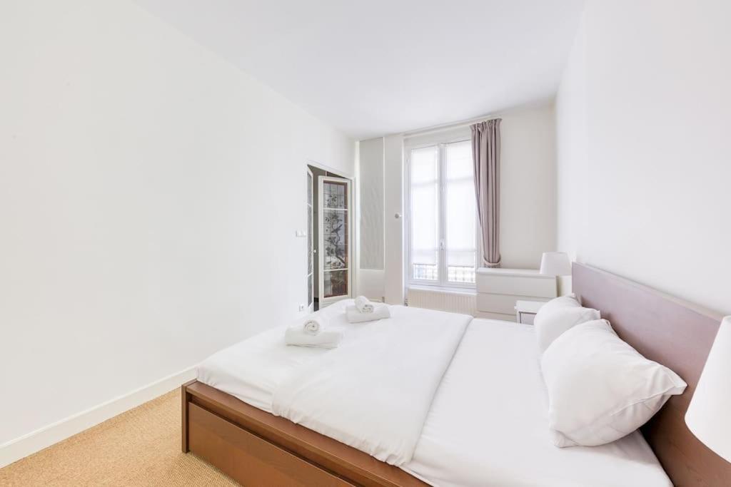 Familial Proche Tour Eiffel Apartment