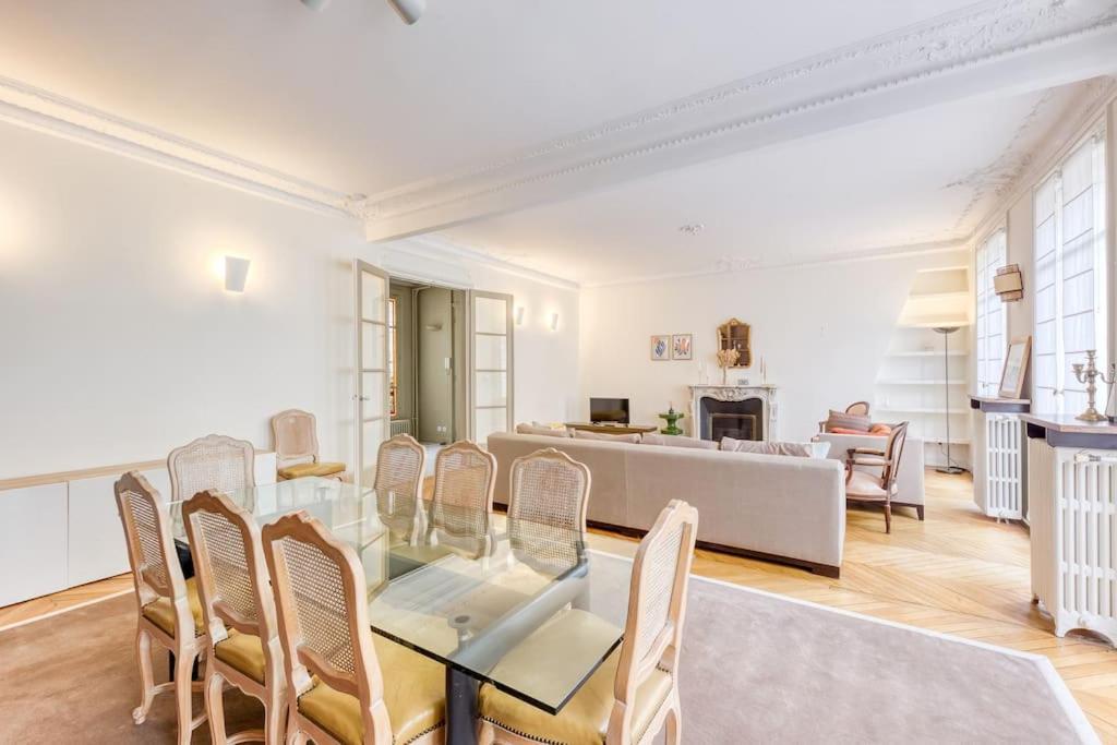 Familial Proche Tour Eiffel Apartment *