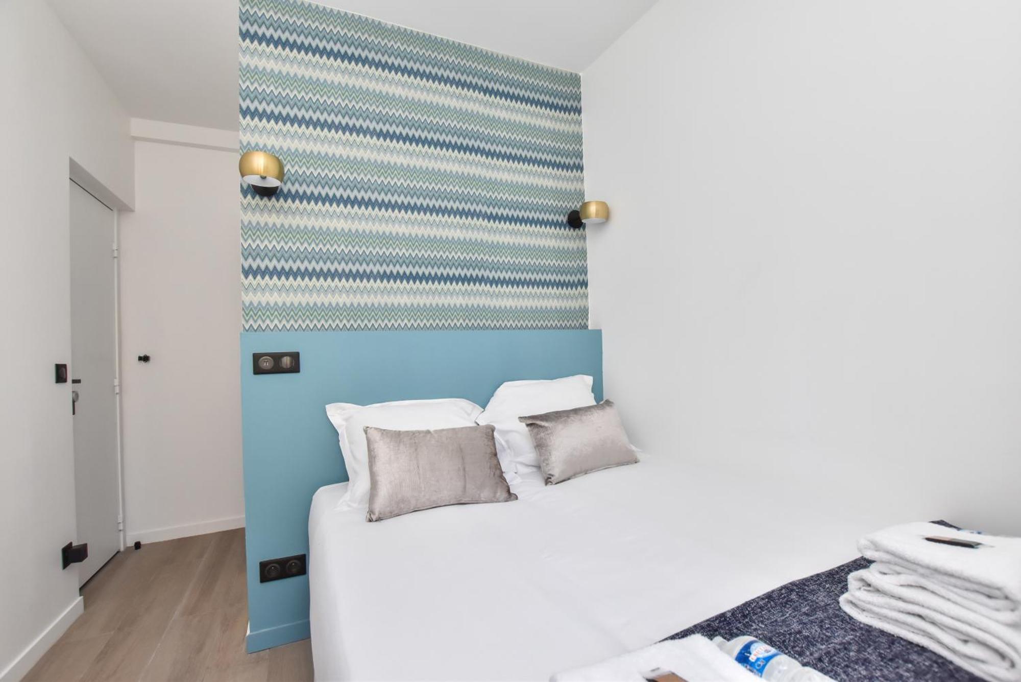 Hostel Eiffel Paris