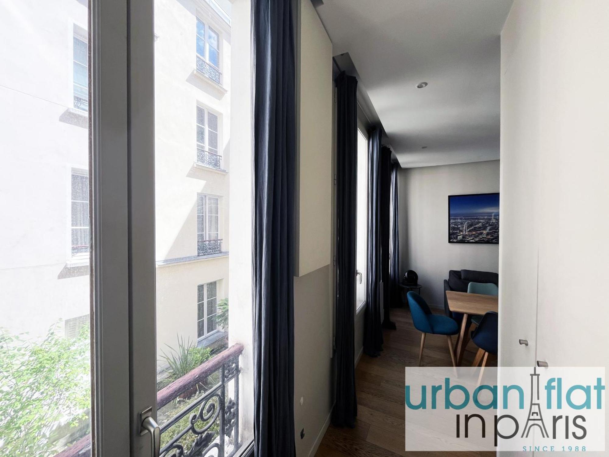 Urban Flat 71 - Amazing In Le Marais