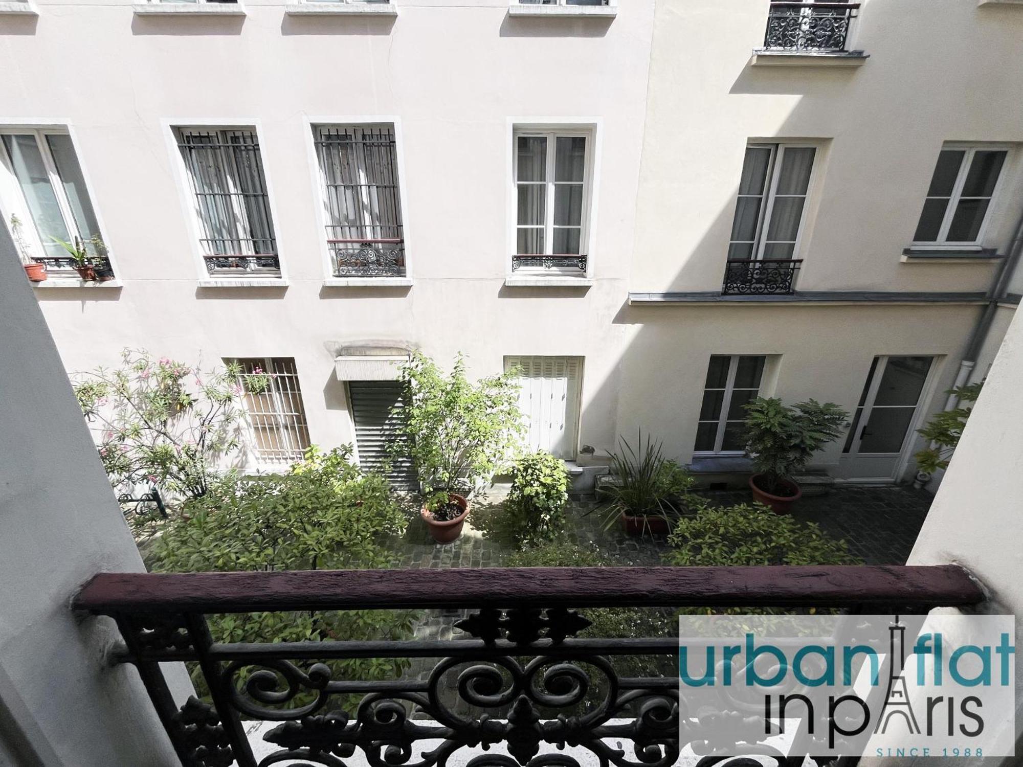 Urban Flat 71 - Amazing In Le Marais