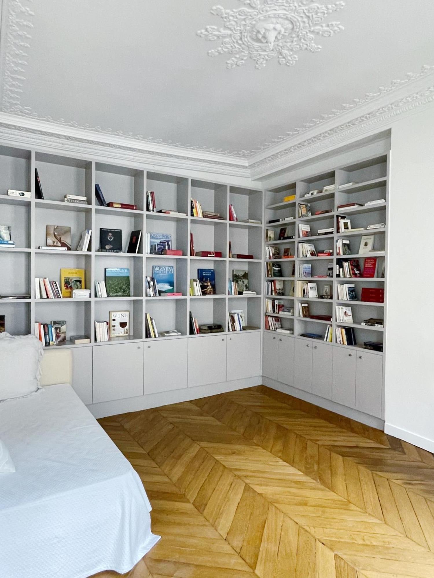 Spacious 3br Flat / Madeleine Apartment Paris