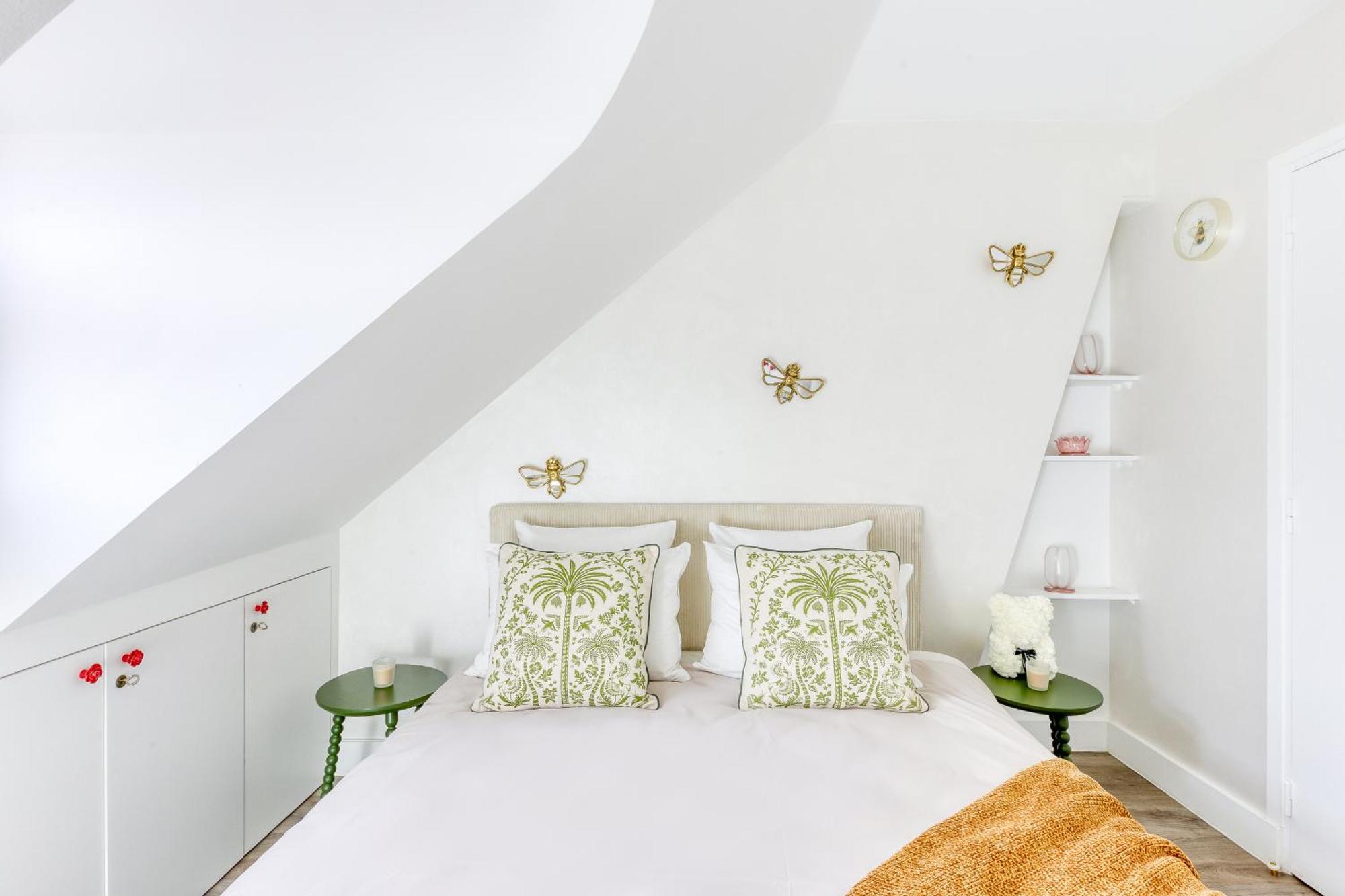 Escapade Luxe A Deux Pas Des Champs-elysees Apartment