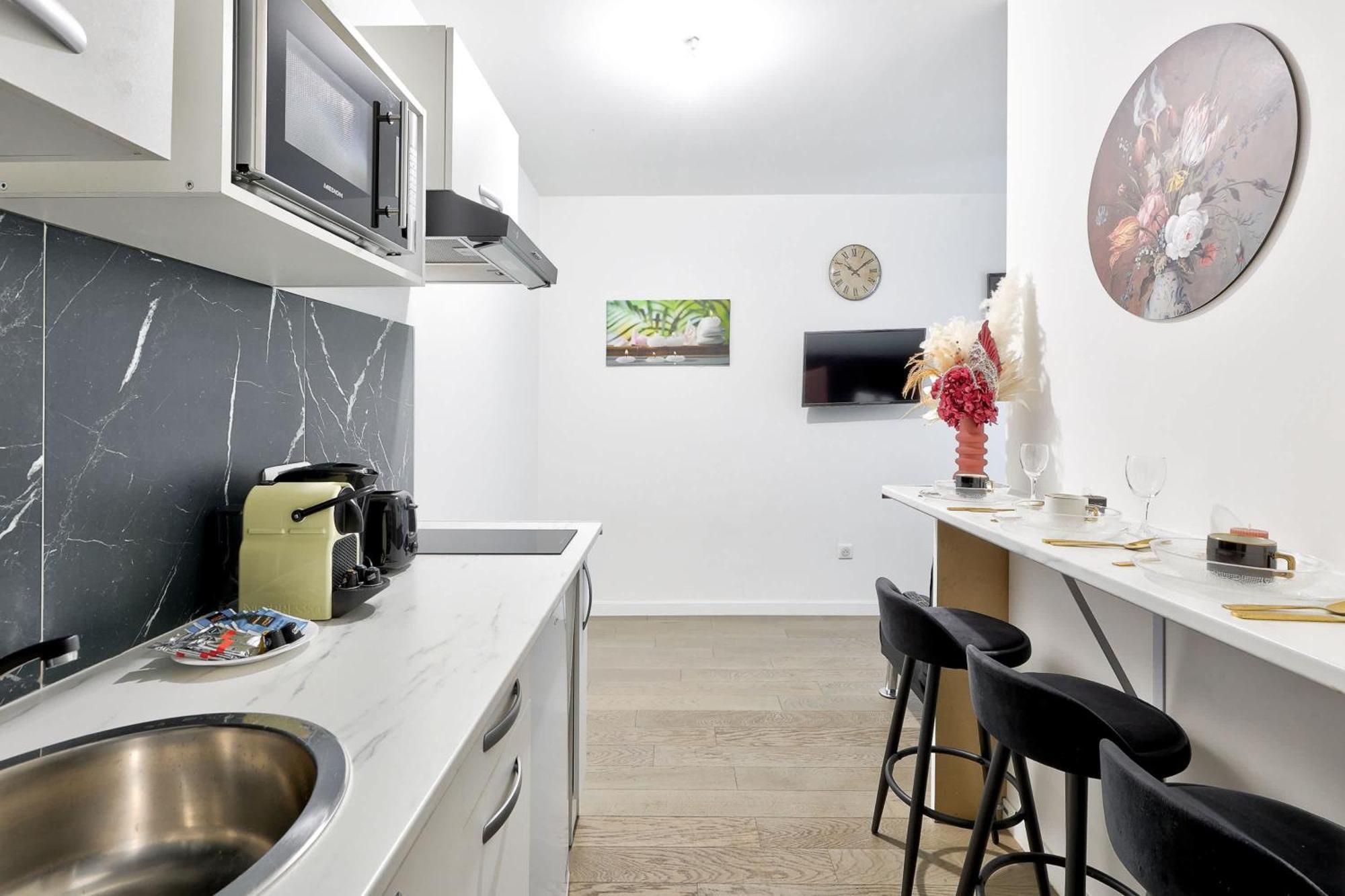 Confort Et Style Moderne A 2 Pas De La Paris