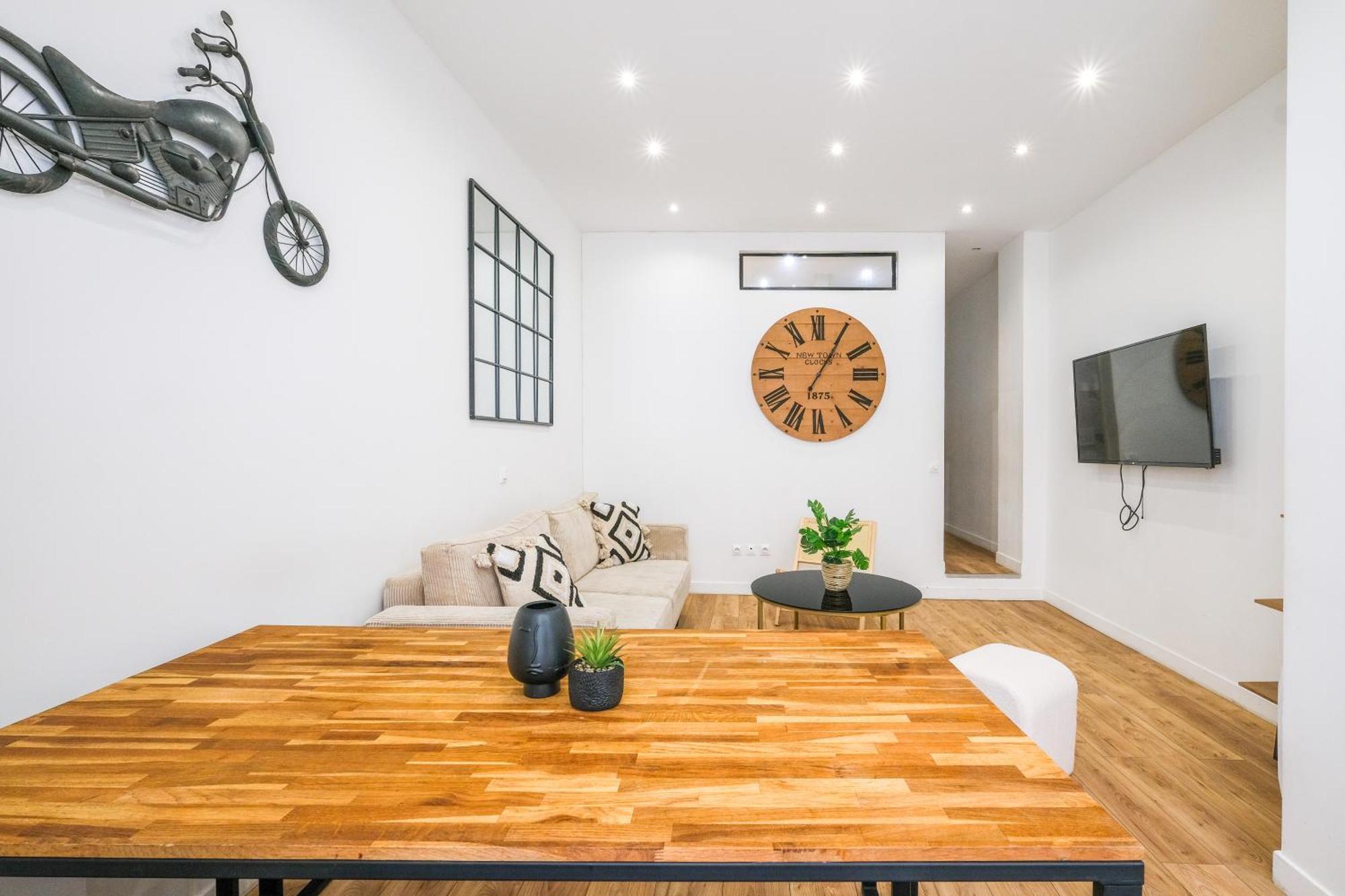 Appartement Notre Dame, Odeon 5e, Triplex 2 Salles De Bain