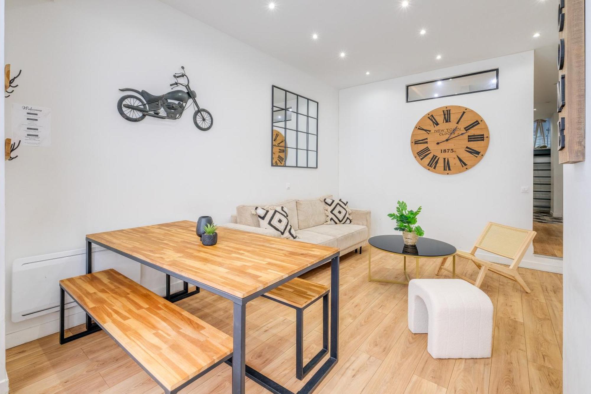 Notre Dame, Odeon 5e, Triplex 2 Salles De Bain * Paris