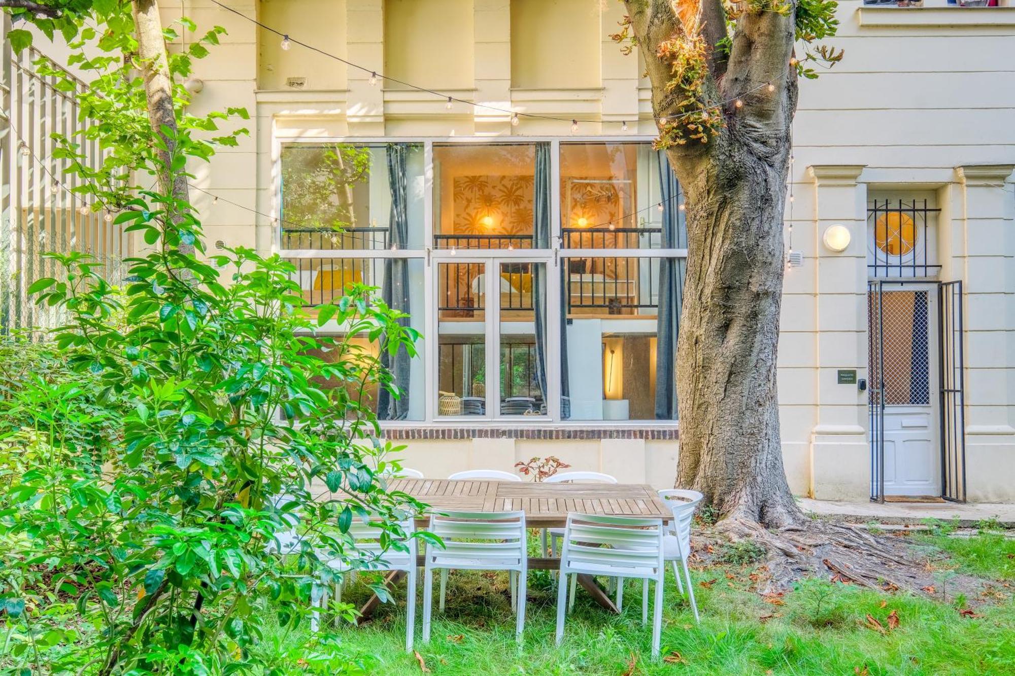 Appartement Montmartre Sacre-coeur, Jardin 6 A 8p Paris