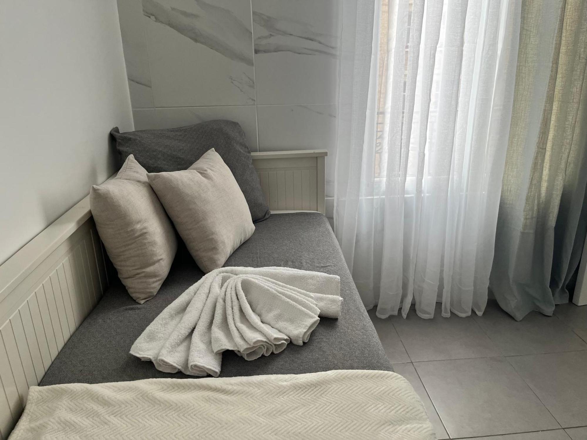 Appartement Parisien Au Coeur Du 15e Arrondissement *