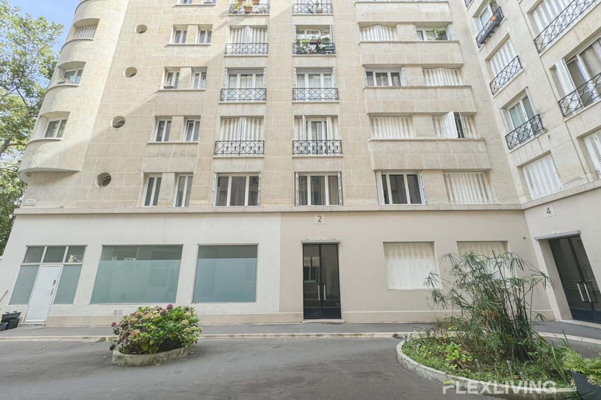 Flexliving - Whole Flat - Verdun Apartment *