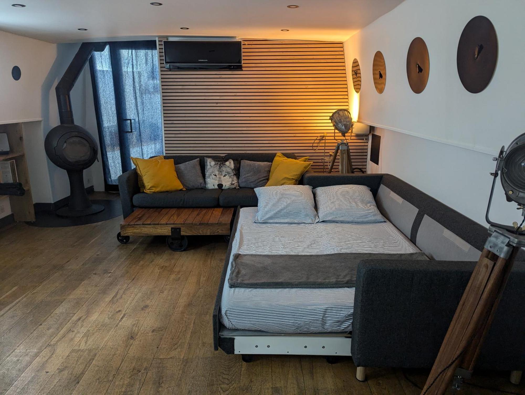 Parisiandaydreamhouseboat *