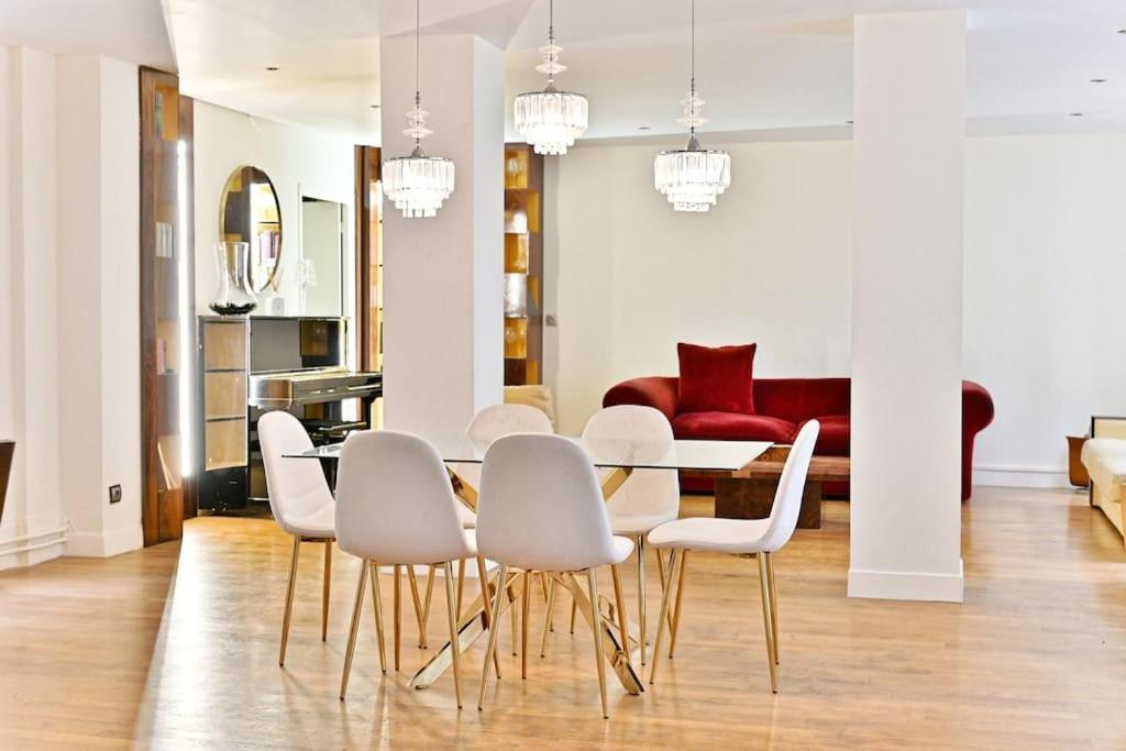 Prestigieux Et Lumineux De 150m2 - Ii *