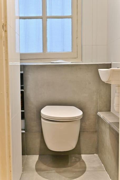 Prestigieux Et Lumineux De 150m2 - Ii * Paris