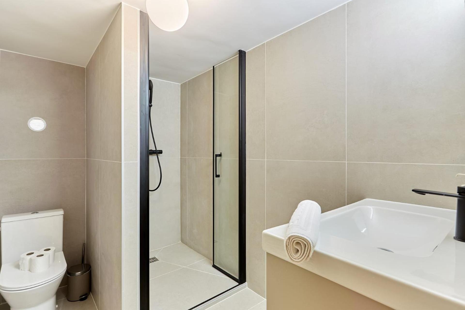 Apartment Superb 2 Bedrooms Centrer Of By Prestige